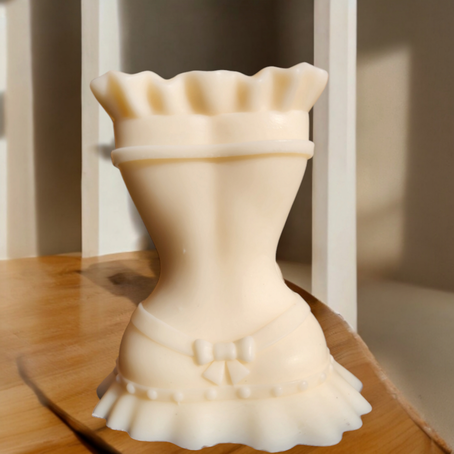 "Curves"- Corset Candle
